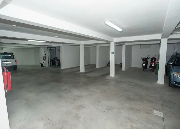 Arena 5-stars Premium-accommodation Макарська